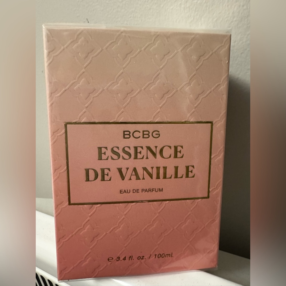 BCBG Essence de Vanille for Her New